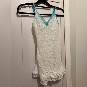 Victoria's Secret White Lace Chemise with Blue Trim